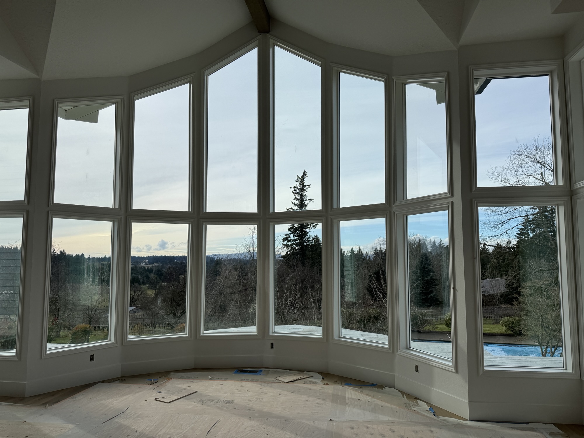 Painting trim, cabinets, walls and ceiling in west Linn Oregon 